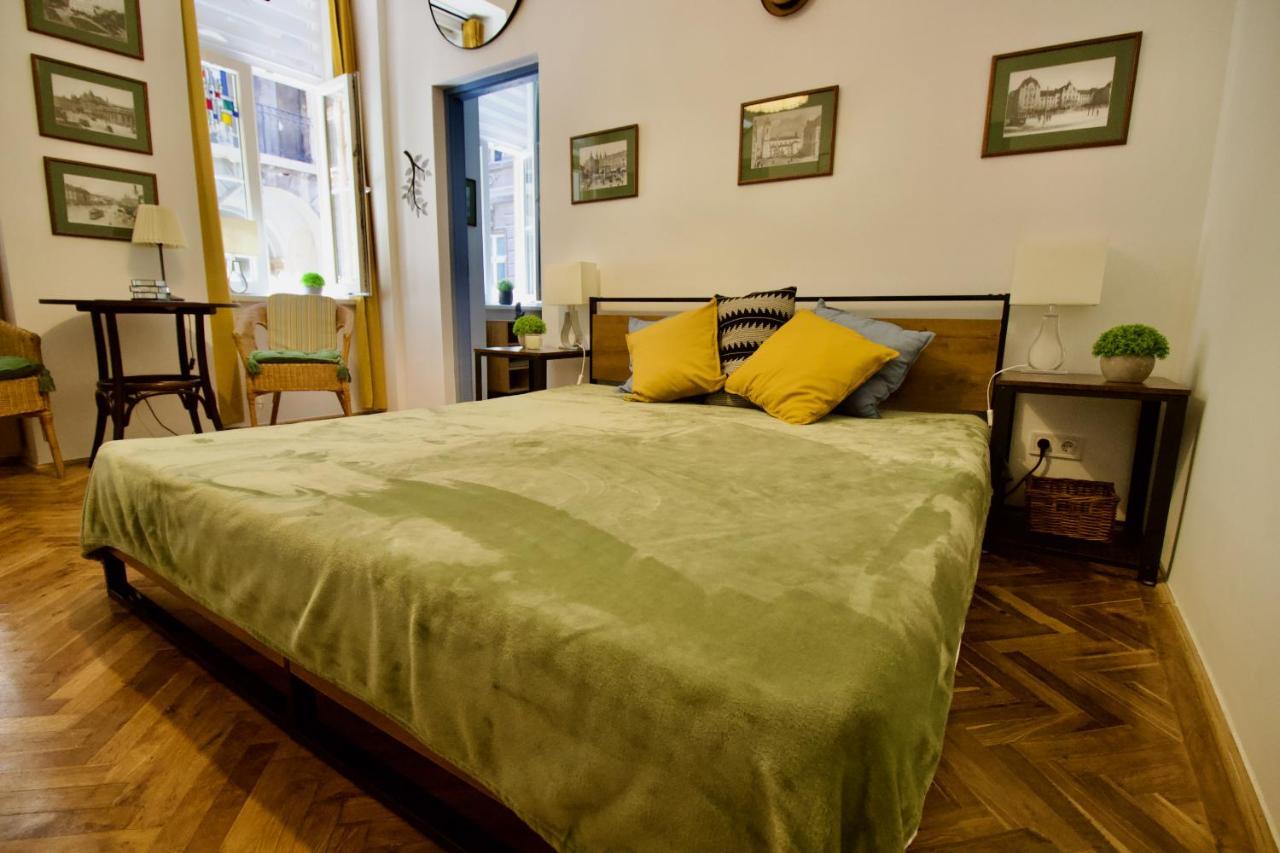 Downtown Lair Lägenhet Budapest Exteriör bild